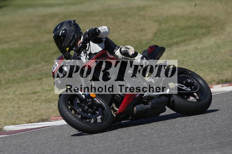 /12 30.04.2026  Speer Racing ADR/Gruppe gruen/44